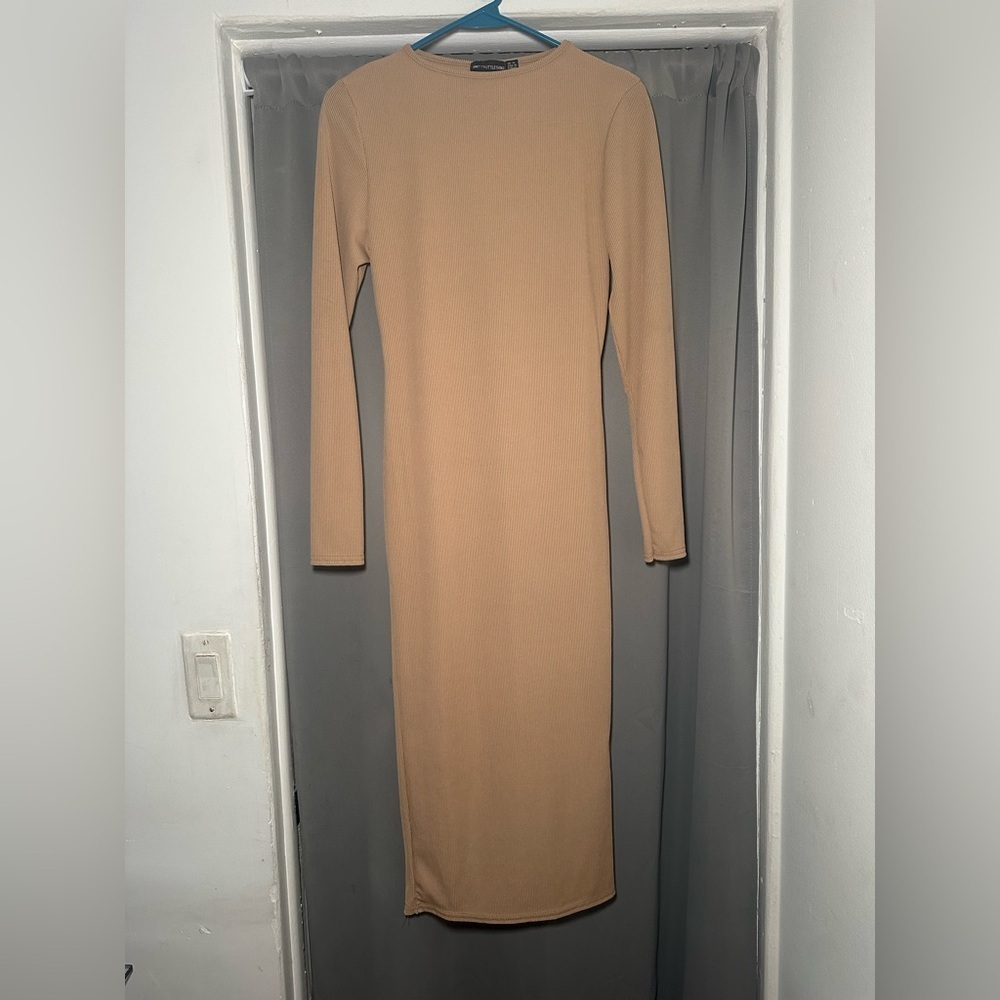 PrettyLittleThing Tan Ribbed Long Sleeve Midi Dress Size 10